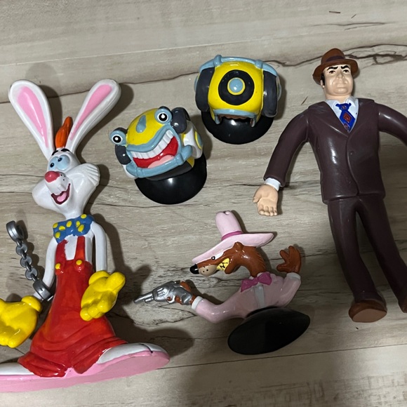 Vintage 1987 “Roger Rabbit” toys collectible; who framed Roger rabbit? - Picture 1 of 4